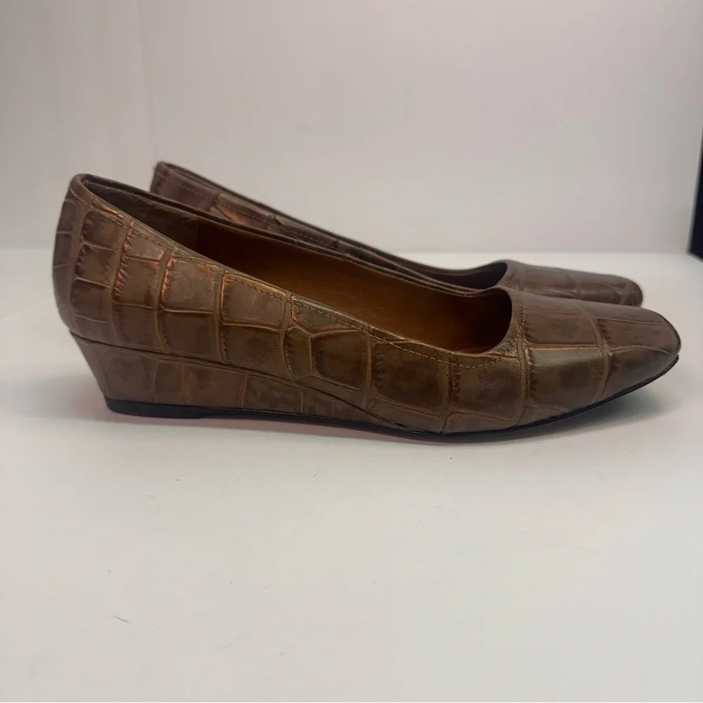 Donald J. Pliner chic croc